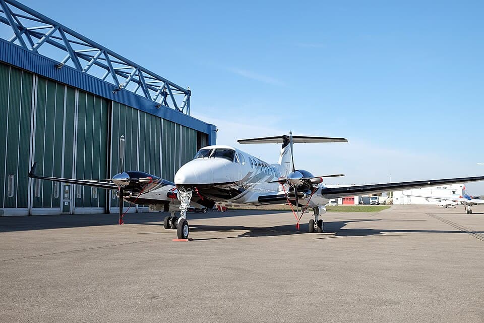 Beechcraft King Air 360 exterior photograph
