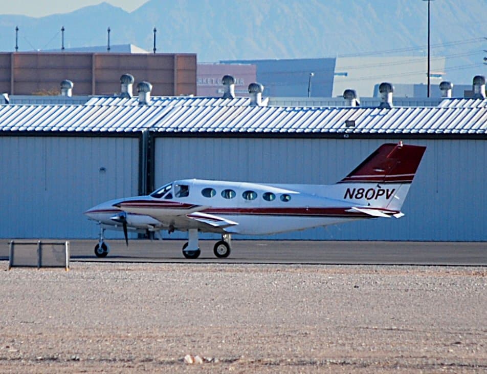 Cessna 414 Chancellor exterior photograph