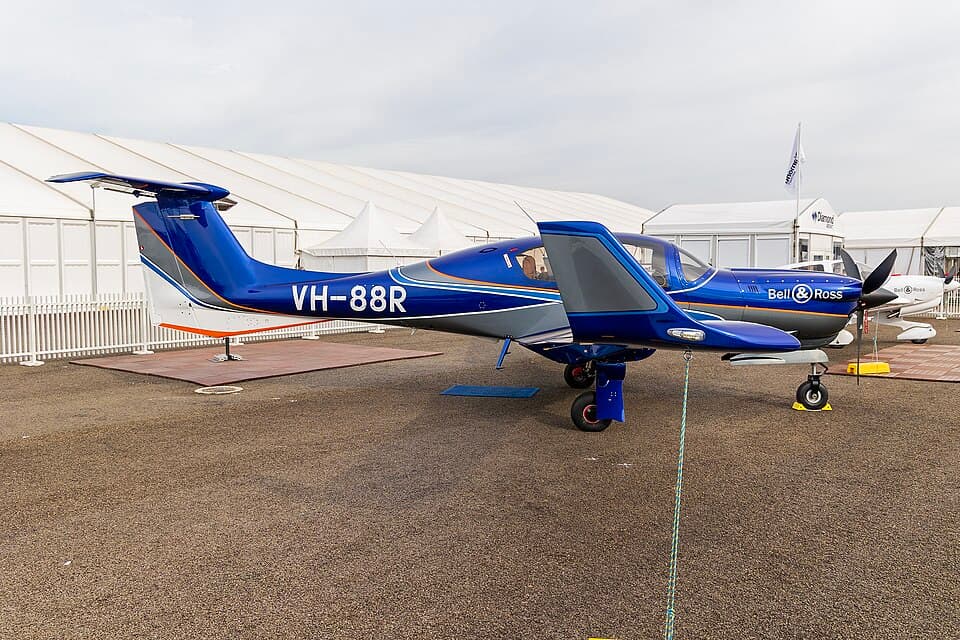 Diamond DA50 RG exterior photograph