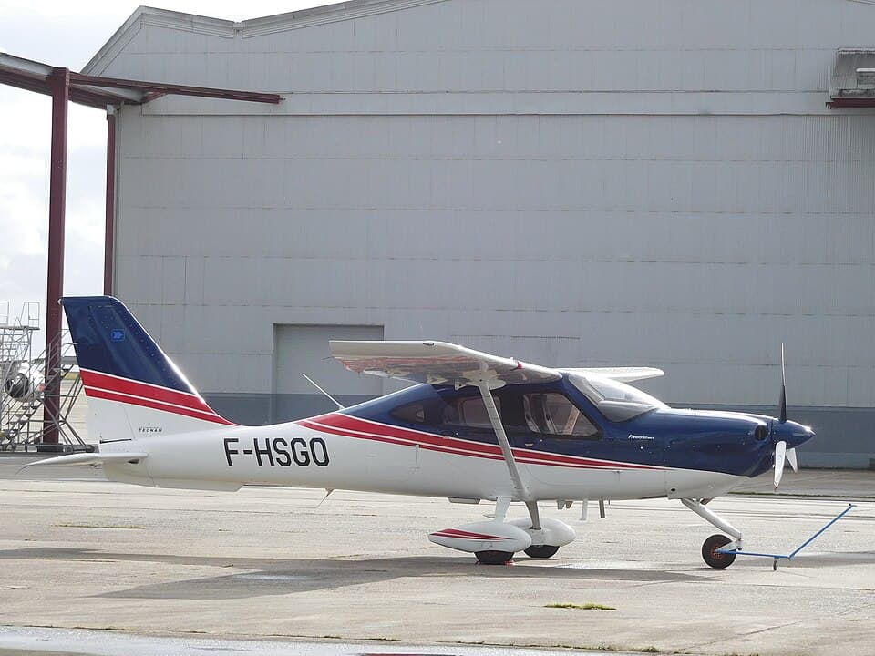 Tecnam P2010 MkII exterior photograph